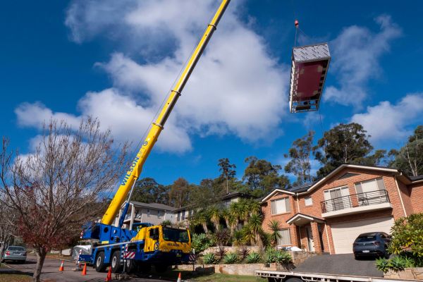 fibreglass-pools-sloping-sites fibreglass-pools-sloping-sites